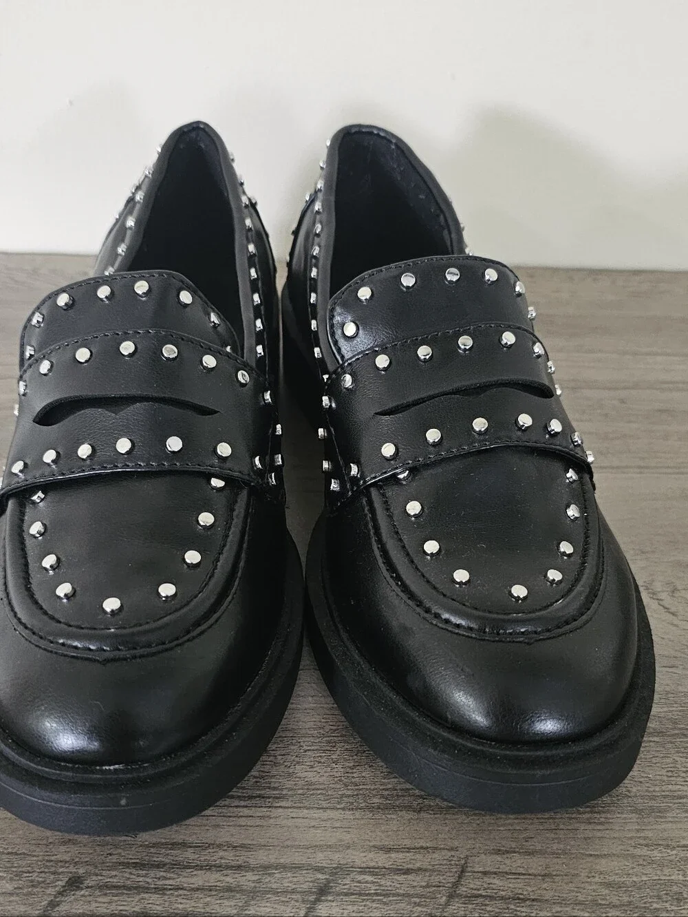 Portland Boot Company Black Studded Penny Loafers Women 7 Preppy